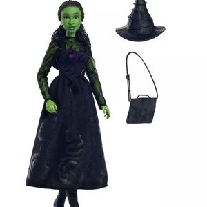 🆕 Mattel universal Wicked Elphaba